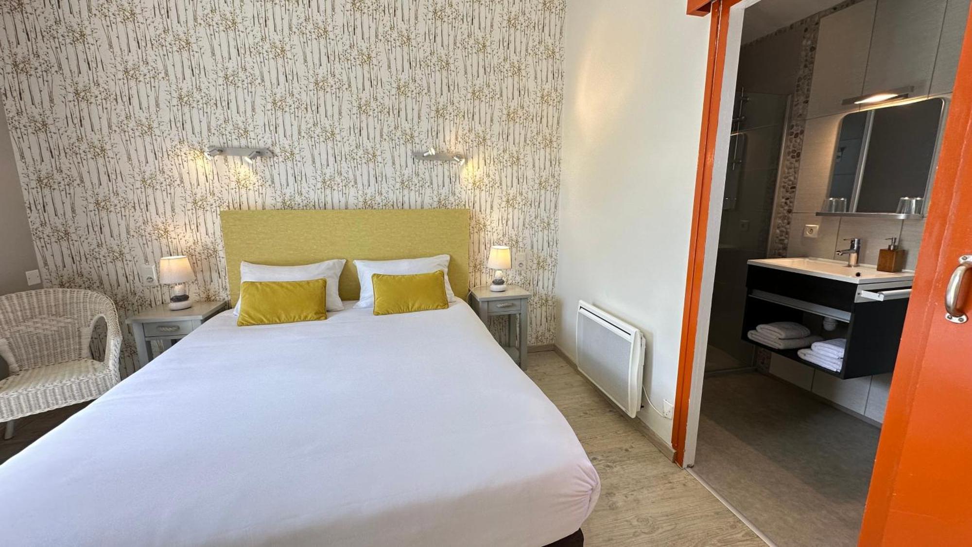Hotel Le Goeland Barbatre Bagian luar foto